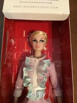 2016 NRFB Extremely Rare Poppy Parker BIG EYES Super Model F. R. Convention