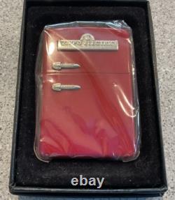 Brand New 03 ZIPPO Lighter Extremely Rare ZIPPO RETRO Fridge/Freezer Bright Red