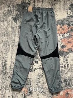 Brand New Extremely Rare Nike DriFit Academy Small Men's Full Tracksuit Set