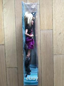 Disney V. I. P. HANNAH MONTANA Doll Extremely Rare VIP Miley Cyrus NIB