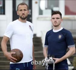 EXTREMELY RARE NEW Official Nike England 1872 Warm Up 150th Anniversary Shirt. S