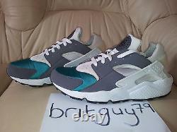 EXTREMELY RARE UNRELEASED & DS CONDITION Nike Air Huarache LE Teal Sample 2003
