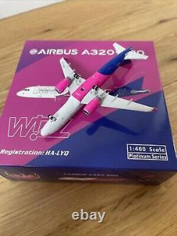 (EXTREMELY RARE) Wizz Air Model 1/400 Phoenix HA-LYQ