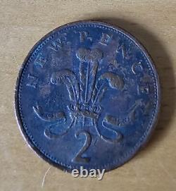 Extremely RARE 1981, NEW PENCE 2p Coin UK COLLECTIBLE ITEM