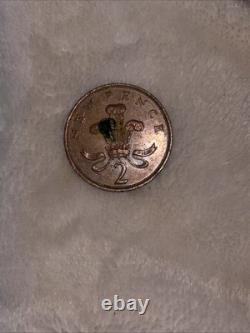 Extremely RARE 1981, NEW PENCE 2p Coin UK COLLECTIBLE ITEM