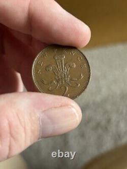 Extremely RARE 1981, NEW PENCE 2p Coin UK COLLECTIBLE ITEM