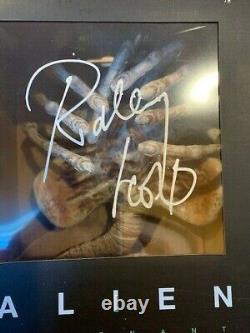 Extremely Rare! Alien FACEHUGGER Autographed by the Director Ridley Scott NIB