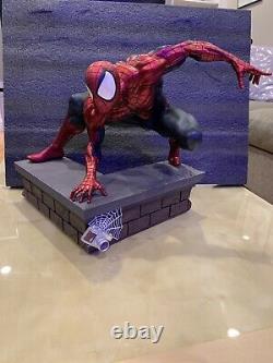 Extremely Rare Custom Marvel Retro Spider-Man 1/4 Scale Statue Figure