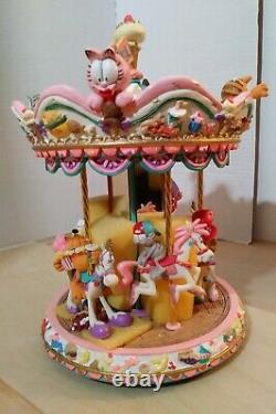 Extremely Rare! Garfields Spinning Carousel Odie Arlene Jim Davis Danbury Mint