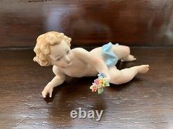 Extremely Rare Giuseppe Cappe' Capodimonte Pair of Cherubs with Garlands