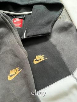 Extremely Rare Gold Tick Black White Nike Tech Fleece New Season Tracksuit Small Extremely Rare Gold Tick Black White Nike Tech Fleece New Season Tracksuit Small