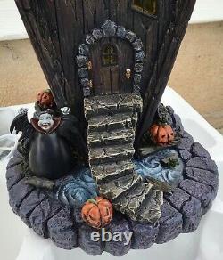 (Extremely Rare) Nightmare Before Christmas Hawthorne Village COFFIN HOUSE