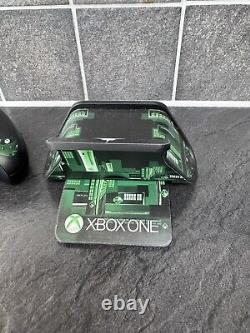 Extremely Rare Seattle Skyline Microsoft Employee Xbox One Controller. 100 Made