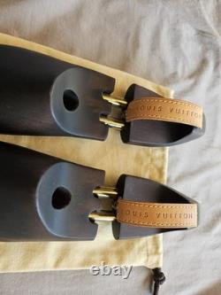 Extremely rare, unique NEW Louis Vuitton shoe trees size UK 9