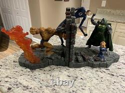 Fantastic Four vs Dr. Doom Bookends Marvel Diamond Select 2003 EXTREMELY RARE