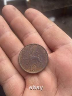 Legendary Bronze 10p 1976 Coin (says NEW PENCE) Extremely Rare