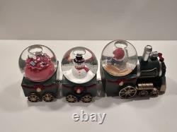 Me To You Bear Figurine Santas Coming To Town Train New Extremely Rare Boxed