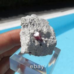 Minerals EXTREMELY RARE RED BERYL BIXBITE RED EMERALD Utah