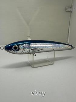 New and unused Extremely rare Carpenter Strike Eagle