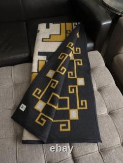 Pendleton Toadlena Navajo Wool Blanket 64x80 New With Tags Extremely Rare Pendleton Toadlena Navajo Wool Blanket 64x80 New With Tags Extremely Rare