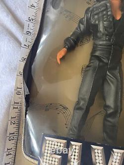 Rare! Beautiful Elvis Presley doll/figure in original box. Extremely Rare. 1993