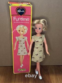 Sindy Pedigree Funtime 1976 Original 44618 Doll Extremely RARE NEW