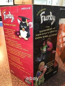 Special Limited Edition Extremely Rare Misprint Box Graduation Furby #70-886