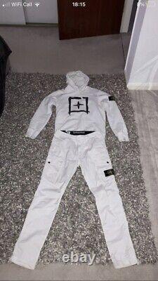 Stone Island Extremely Rare White Outfit (Santan Dave Cargos) Read Desc