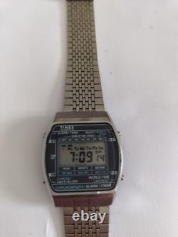 Timex Quartz. Chronograph. World Time Zones. Extremely Rare. New Batteries