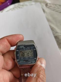 Timex Quartz. Chronograph. World Time Zones. Extremely Rare. New Batteries