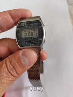 Timex Quartz. Chronograph. World Time Zones. Extremely Rare. New Batteries