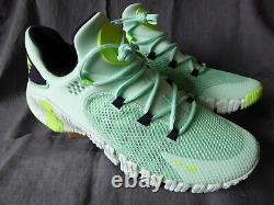 UK 15 Nike Free Metcon 4, NIB, Mint & Ghost green, EXTREMELY RARE, from USA