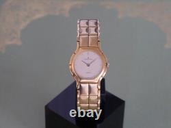 Universal Geneve Extremely Rare Design New Condition