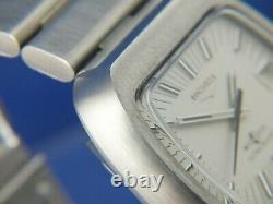 Vintage Longines Ultra-Quartz Watch 1970s Extremely RARE Electronic New Old NOS