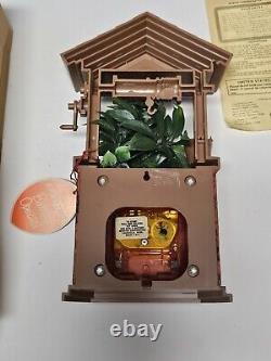 Vintage Spartus Wishing Well Clock New In Box Extremely Hard To Find Rare