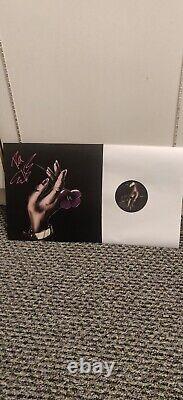 Violet's Tale Vinyl, signed by Ren, Brand newithNever played, extremely rare