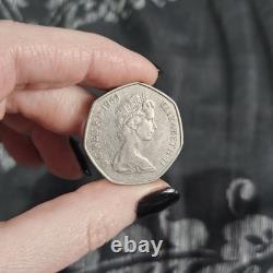 1969 New Pence 50 pence, première pièce au premier portrait de la reine Elizabeth II, extrêmement rare
