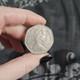 1969 New Pence 50 Pence, Premi&egrave;re Pi&egrave;ce Au Premier Portrait De La Reine Elizabeth Ii, Extr&ecirc;mement Rare