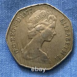 50p Grande Nouvelle Pièce De Monnaie De Pence De Britannia 1977 Extrêmement Rare Collectable
