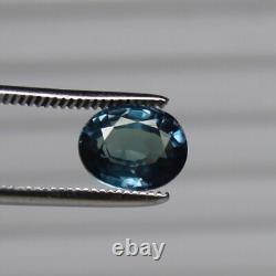 Alexandrite extrêmement rare de 7,70 carats en forme ovale, pierre précieuse fine changeante de couleur.