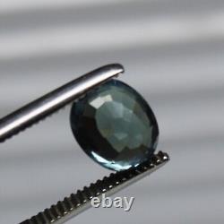 Alexandrite extrêmement rare de 7,70 carats en forme ovale, pierre précieuse fine changeante de couleur.