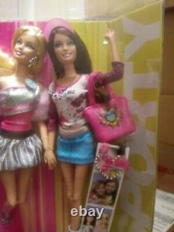 Barbie Fashionistas Swappin' Styles Glam & Sporty Cadeau Set Extrêmement Rare Nouveau