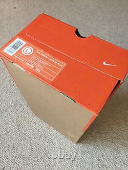 Bnib Nike Air Presto Chanjo Plus Size L Large Extremely Rare Ds 104299-002 translates to 'Bnib Nike Air Presto Chanjo Taille Plus L Large Extrêmement Rare Ds 104299-002' in French.