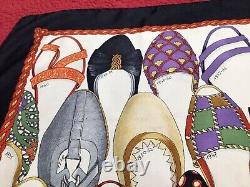 Chaussures datées vintage emblématiques Salvatore Ferragamo et foulard en soie - extrêmement rare / neuf