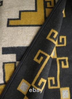 Couverture en laine Navajo Pendleton Toadlena 64x80 Neuve avec Étiquettes Extrêmement Rare Couverture en laine Navajo Pendleton Toadlena 64x80 Neuve avec Étiquettes Extrêmement Rare