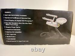 Édition collector extrêmement rare de Star Trek : Téléphone fonctionnel. Neuf dans son emballage d'origine.
