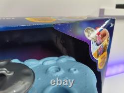 Ensemble de jeu Clangers Home Planet avec Granny Clanger. Neuf sous blister ! Extrêmement rare, en boîte.