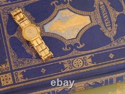 État de stock ancien extrêmement rare, bracelet intégré Universal Genève