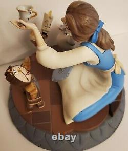 Extrêmement Rare Beauty And The Beast Markrita Belle Statue De 10ème Année Avec Beast Pin