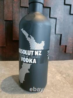 Extrêmement rare, édition limitée Absolute New Zealand 2e peau, seulement 12 000 exemplaires produits